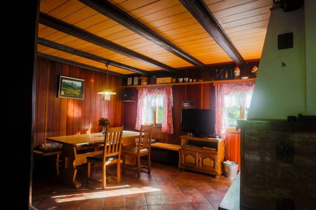 Cottage In The Woods - Lake Bohinj ภายนอก รูปภาพ